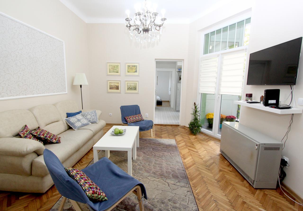 City Center Apartment Mika Belgrado Esterno foto